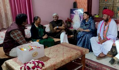 gajendra singh shekhawat jal shakti minister meet with tara bhandari in sirohi