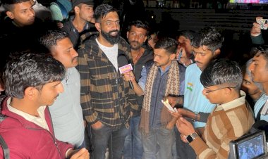 rajasthani bhasha manyata ka sangharsh jaipur me candle march rajveer singh chalkoi
