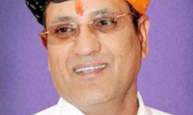 rameshwar dudi became active just before the elections will show political power by holding a farmers conference returning to the gehlot camp