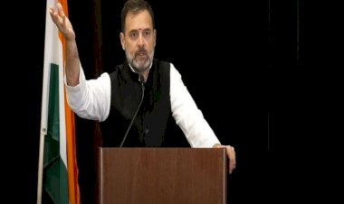 rahul gandhi spoke against pm narendra modi in america said  pm modi is more knowledgeable than god