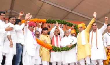mali mahasangam ashok gehlot supporters raised slogans during speech of up deputy cm keshav prasad maurya