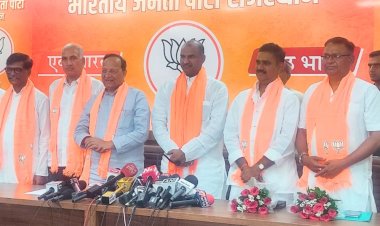 congress leaders omprakash pahadia vijender singh bsp leader ashok verma and cm meena joined bjp