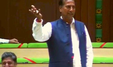 rajendra gudha reached reached vidhan sabha with red diary