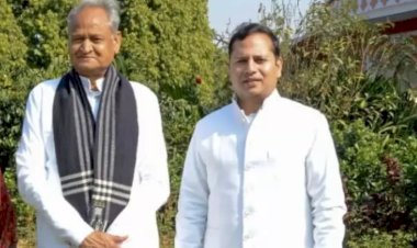rajasthan cm ashok gehlot son vaibhav gehlot appears before ed in connection with a fema case