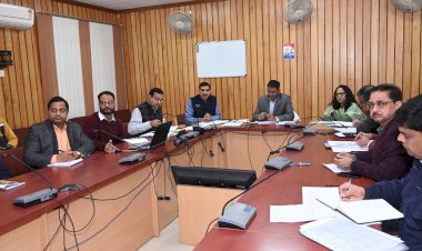 principal secretary to the urban development department t. ravikant held a meeting of the state authorities and trusts