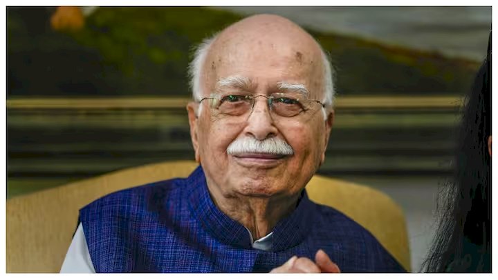 lal krishna advani will be honored with bharat ratna