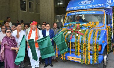 joraram kumawat launched also inaugurated the mobile laboratory