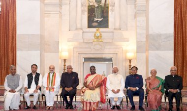 president of india smt. draupadi murmu awarded bharat ratna at the investiture ceremony