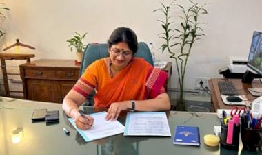 ms. shefali sharan takes charge as principal director general of press information bureau