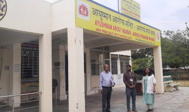 on the instructions of the divisional commissioner the teams conducted surprise inspection of government offices