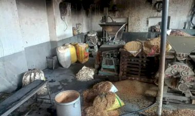 there was damage in the fire caused by short circuit in the flour mill in bhutgaon