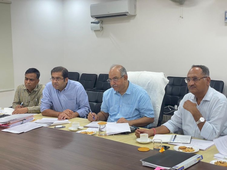 complete the pending cases of land acquisition for irrigation schemes of the state by 31 may and land transfer by 15 june