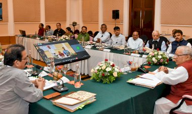 the art of rural artists related to handicrafts and skills should get market