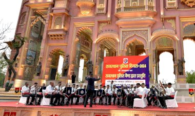 the feet of jaipurites automatically started dancing on the songs of patriotism