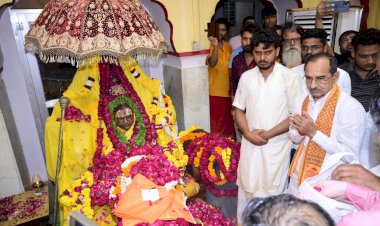 madan rathore pay tribute to saint raghvacharya maharaj