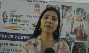 hudco and maan foundation spread the message of cleanliness through street play