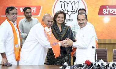 former nagaur congress district president sukhveer singh chaudhary former district council member rajaram chaudhary and 14 other leaders joined the bjp