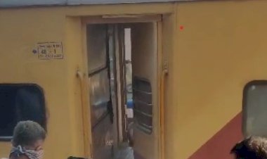 fire breaks out in ac coach of sabarmati daulatpur express train