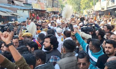 vishwaraj singh mewar visited ekling