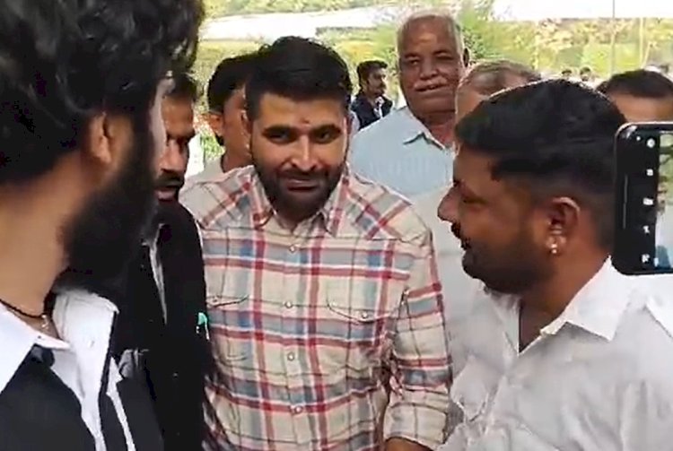 mla ravindra singh bhati appeared in udaipur court