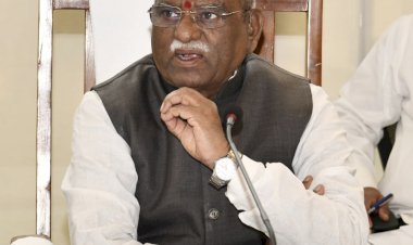 governor took review meeting of officials in beawar district