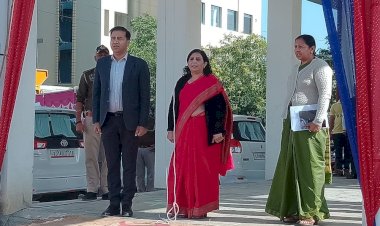 civil defense function in the presence of 500 volunteers