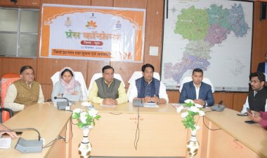 churu district in charge minister avinash gehlot presented achievements of one year