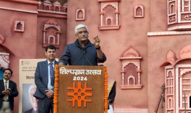 gajendra singh shekhawats address at muktakashi stage