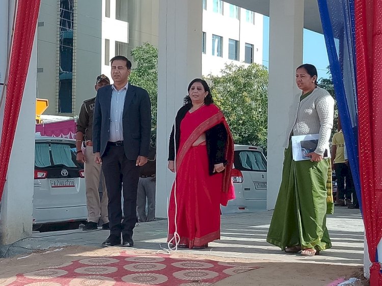 civil defense function in the presence of 500 volunteers