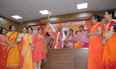 bjp join by congress leader aruna gaur