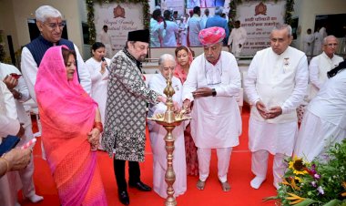 india is a great land a land where gods and goddesses ruled