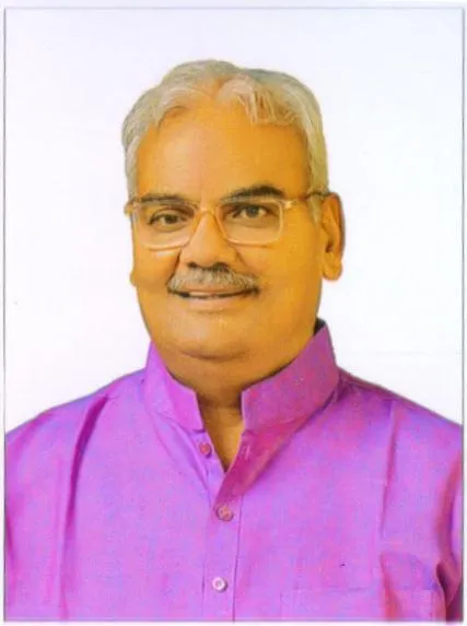 madan dilawar suspends 11 officials cleanliness negligence rajasthan