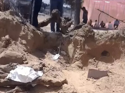 sikar soil tunnel collapse three children dead