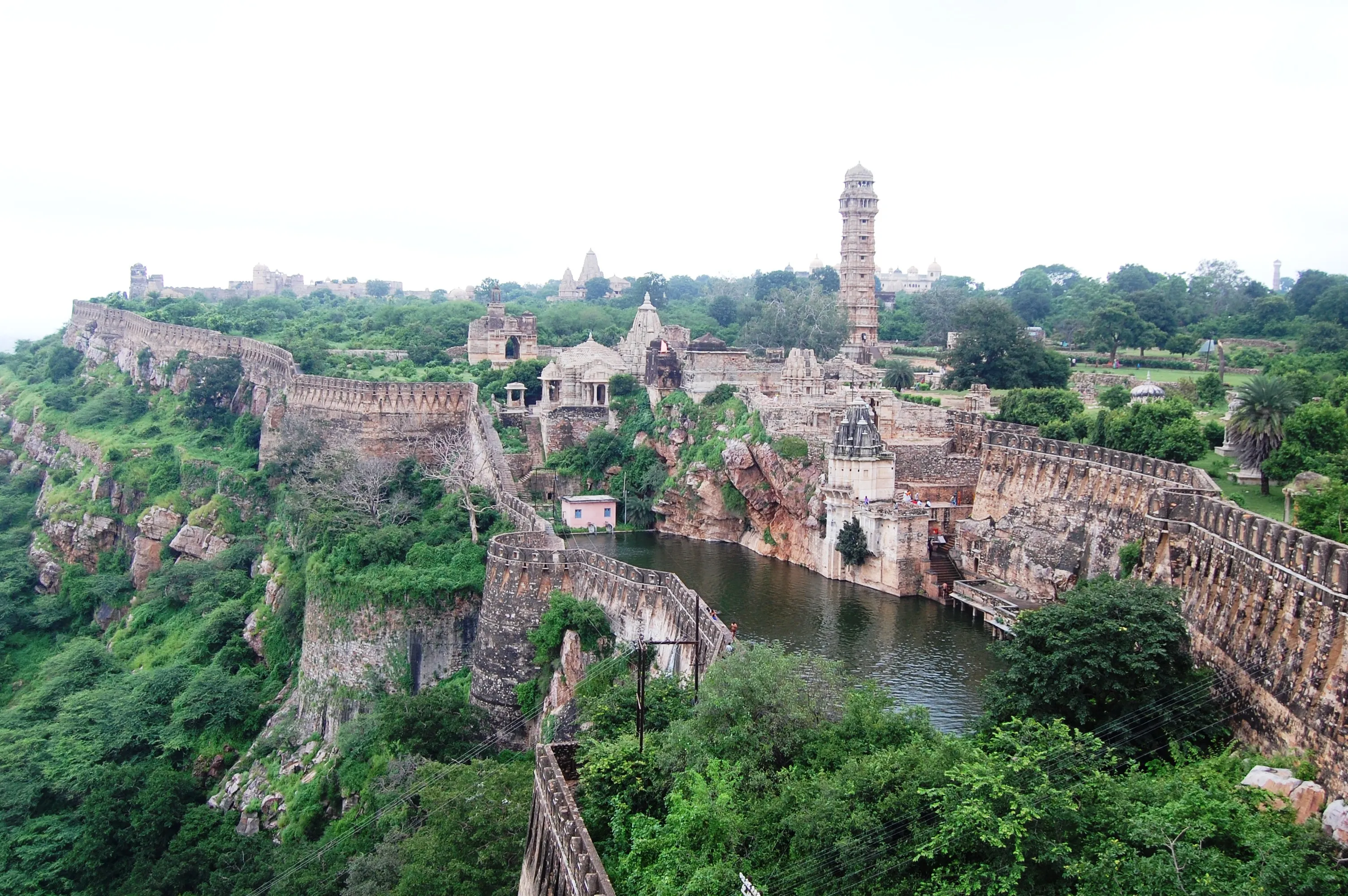 chittorgarh fort history travel guide rajasthan