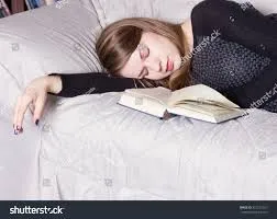 why do we feel sleepy while studying reasons and prevention tips