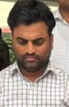 jaipur servant steals 50 lakh hidden in spice boxes doctor house