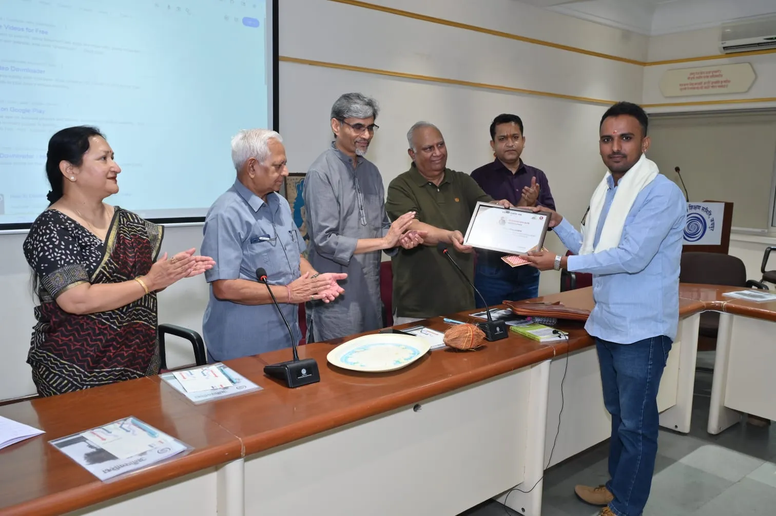 national seminar on 200 years of hindi journalism in jaipur