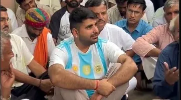 jaisaram meghwal a worker sitting on strike at giral mines died