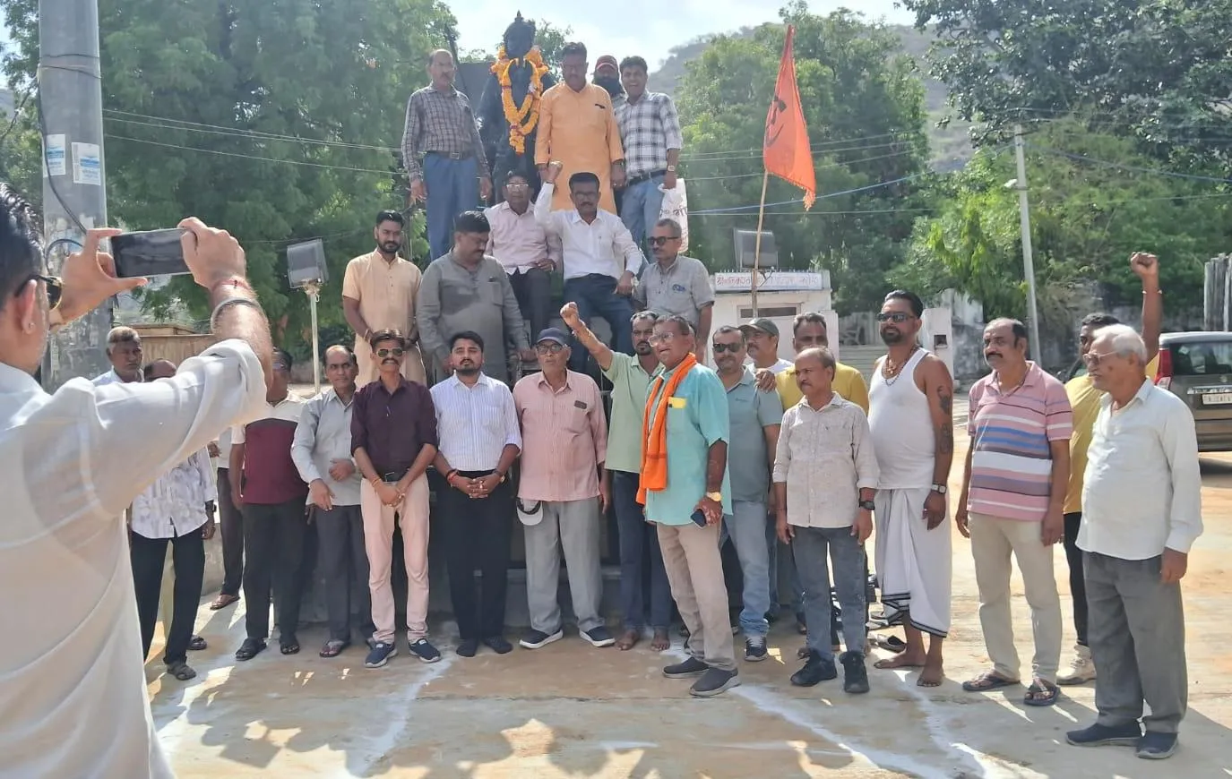 floral tribute ceremony organized to mark maharana pratap jayanti and the 450th anniversary of the victory at haldighati